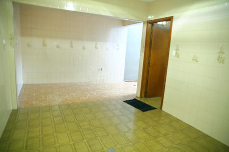 Casa à venda com 179m², 3 quartos e 2 vagasÁrea de Serviço