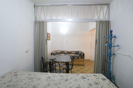 Quarto de apartamento para alugar com 1 quarto, 50m² em Jardim Las Palmas, Guarujá
