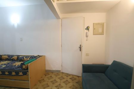 Sala de apartamento para alugar com 1 quarto, 50m² em Jardim Las Palmas, Guarujá