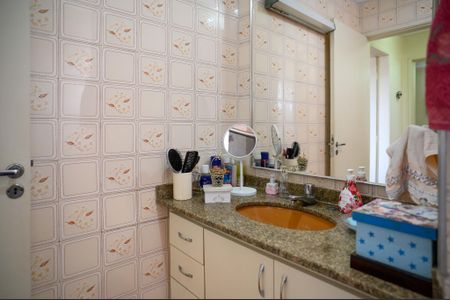 Apartamento à venda com 232m², 3 quartos e 2 vagas Banheiro da Suite