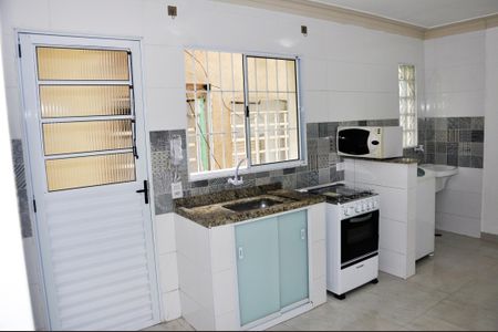  Sala/Cozinha de casa para alugar com 1 quarto, 30m² em Jardim Líbano, São Paulo