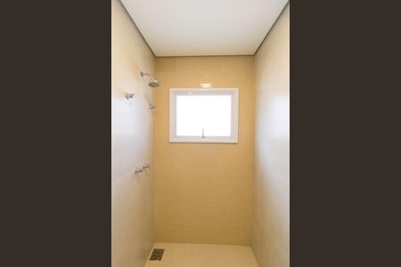 Casa de condomínio à venda com 1076m², 7 quartos e 5 vagas Casa de condomínio à venda com 1076m², 7 quartos e 5 vagasBanheiro da Suíte 01