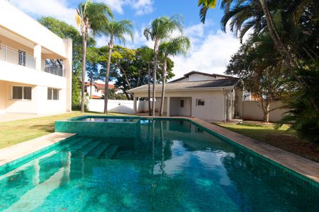 Casa de condomínio à venda com 1076m², 7 quartos e 5 vagas Casa de condomínio à venda com 1076m², 7 quartos e 5 vagasQuintal