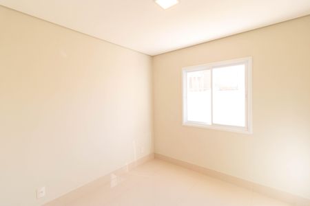 Casa de condomínio à venda com 1076m², 7 quartos e 5 vagas Casa de condomínio à venda com 1076m², 7 quartos e 5 vagasQuarto