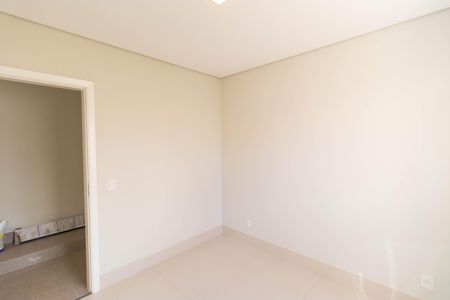 Casa de condomínio à venda com 1076m², 7 quartos e 5 vagas Casa de condomínio à venda com 1076m², 7 quartos e 5 vagasQuarto