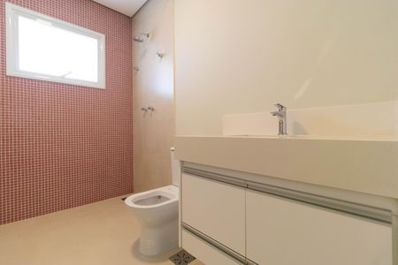 Casa de condomínio à venda com 1076m², 7 quartos e 5 vagas Casa de condomínio à venda com 1076m², 7 quartos e 5 vagasBanheiro da Suíte 02