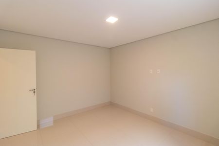 Casa de condomínio à venda com 1076m², 7 quartos e 5 vagas Casa de condomínio à venda com 1076m², 7 quartos e 5 vagasSuíte 01