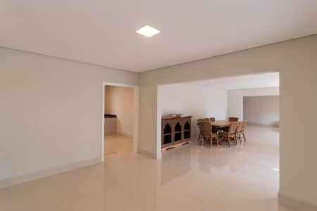 Casa de condomínio à venda com 1076m², 7 quartos e 5 vagas Casa de condomínio à venda com 1076m², 7 quartos e 5 vagasSala