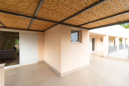 Casa de condomínio à venda com 1076m², 7 quartos e 5 vagas Casa de condomínio à venda com 1076m², 7 quartos e 5 vagasSacada das Suíte 02,03,04 e 05