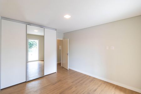 Casa de condomínio à venda com 1076m², 7 quartos e 5 vagas Casa de condomínio à venda com 1076m², 7 quartos e 5 vagasSuíte 04