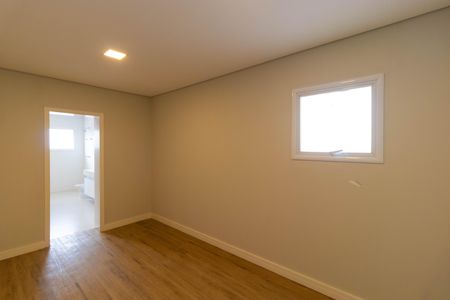 Casa de condomínio à venda com 1076m², 7 quartos e 5 vagas Casa de condomínio à venda com 1076m², 7 quartos e 5 vagasCloset da Suíte 05