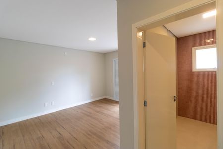 Casa de condomínio à venda com 1076m², 7 quartos e 5 vagas Casa de condomínio à venda com 1076m², 7 quartos e 5 vagasSuíte 02