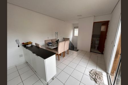 Casa de condomínio para alugar com 96m², 2 quartos e 1 vaga Casa de condomínio para alugar com 96m², 2 quartos e 1 vagaCopa