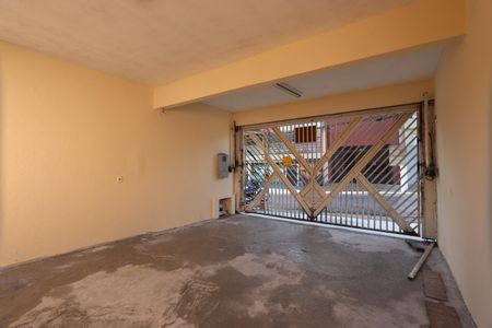 Casa à venda com 125m², 2 quartos e 2 vagasGaragem
