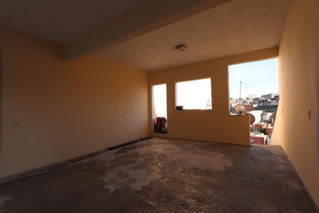 Casa à venda com 125m², 2 quartos e 2 vagasGaragem