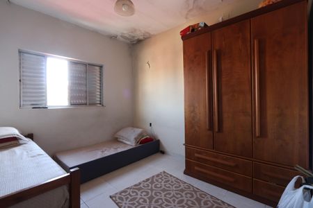 Casa à venda com 125m², 2 quartos e 2 vagasQuarto 2