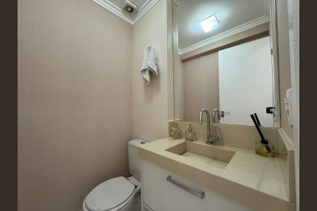 Apartamento à venda com 132m², 3 quartos e 2 vagas Apartamento à venda com 132m², 3 quartos e 2 vagasLavabo
