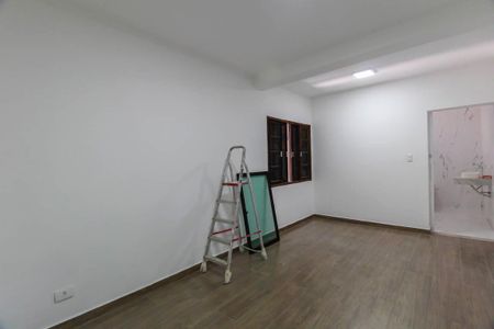 Casa à venda com 200m², 3 quartos e 4 vagas Casa à venda com 200m², 3 quartos e 4 vagasSuíte
