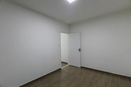 Casa à venda com 200m², 3 quartos e 4 vagas Casa à venda com 200m², 3 quartos e 4 vagasQuarto 2