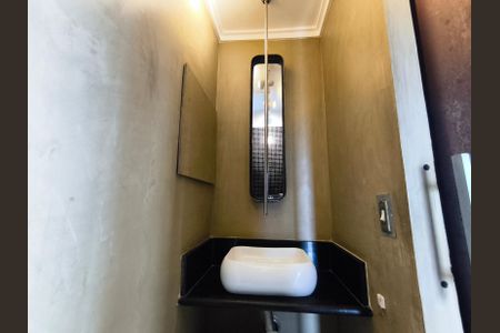 Apartamento à venda com 132m², 1 quarto e 3 vagasLavabo