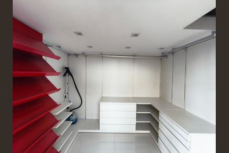 Apartamento à venda com 132m², 1 quarto e 3 vagasCloset da Suíte