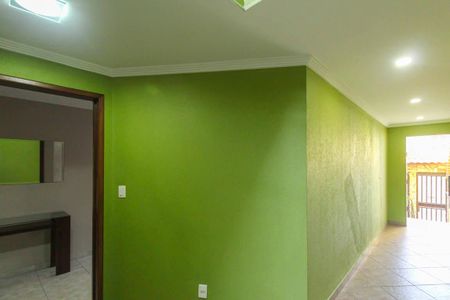 Casa à venda com 270m², 4 quartos e 6 vagas Casa à venda com 270m², 4 quartos e 6 vagasHall de entrada