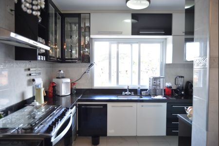 Casa à venda com 390m², 3 quartos e 3 vagasCozinha