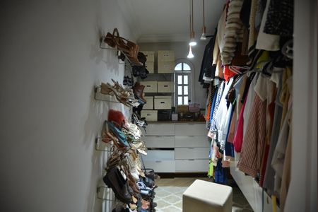 Casa à venda com 390m², 3 quartos e 3 vagasCloset da suíte 3