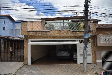 Casa à venda com 390m², 3 quartos e 3 vagasFachada