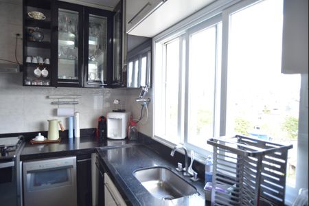 Casa à venda com 390m², 3 quartos e 3 vagasCozinha