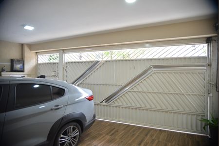 Casa à venda com 390m², 3 quartos e 3 vagasGaragem