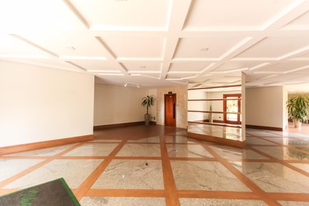 Apartamento à venda com 107m², 2 quartos e 1 vaga Apartamento à venda com 107m², 2 quartos e 1 vagaHall social