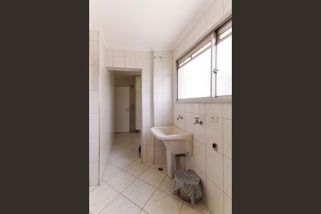 Apartamento à venda com 107m², 2 quartos e 1 vaga Apartamento à venda com 107m², 2 quartos e 1 vagaÁrea de Serviço