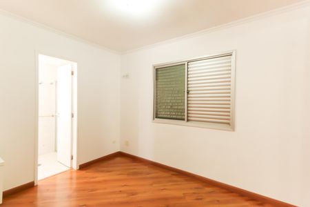 Apartamento à venda com 107m², 2 quartos e 1 vaga Apartamento à venda com 107m², 2 quartos e 1 vagaSuíte