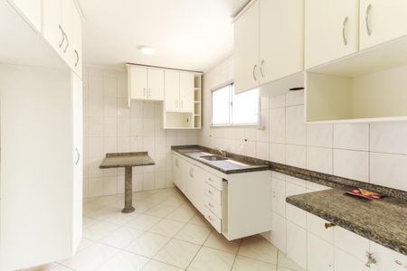 Apartamento à venda com 107m², 2 quartos e 1 vaga Apartamento à venda com 107m², 2 quartos e 1 vagaCozinha