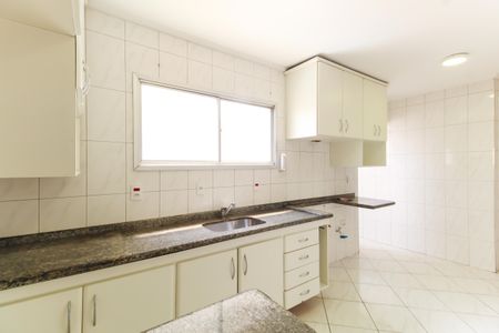 Apartamento à venda com 107m², 2 quartos e 1 vaga Apartamento à venda com 107m², 2 quartos e 1 vagaCozinha