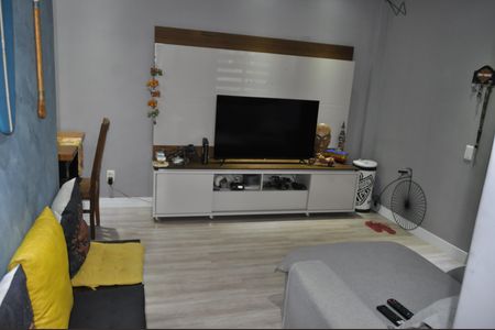 Sala de apartamento à venda com 2 quartos, 60m² em Encantado, Rio de Janeiro