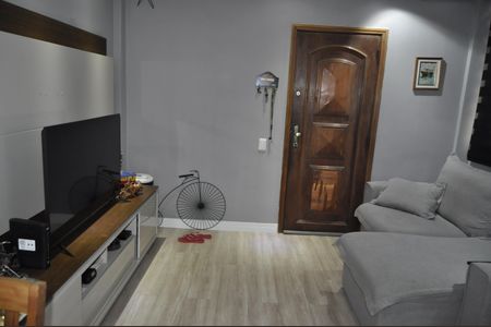 Sala de apartamento à venda com 2 quartos, 60m² em Encantado, Rio de Janeiro