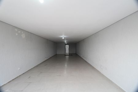 Casa à venda com 320m², 3 quartos e 4 vagasTerraço