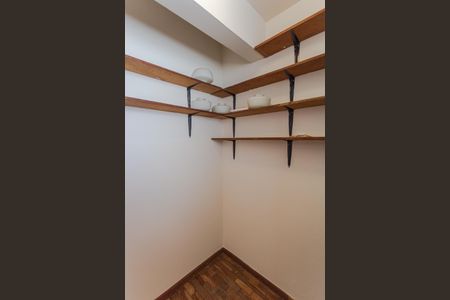 Apartamento à venda com 115m², 3 quartos e 2 vagas Apartamento à venda com 115m², 3 quartos e 2 vagasQuarto de Serviço