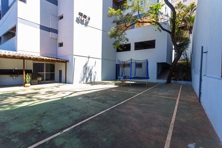 Apartamento à venda com 115m², 3 quartos e 2 vagas Apartamento à venda com 115m², 3 quartos e 2 vagasÁrea comum - Quadra Esportiva