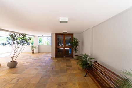 Apartamento à venda com 115m², 3 quartos e 2 vagas Apartamento à venda com 115m², 3 quartos e 2 vagasHall de entrada