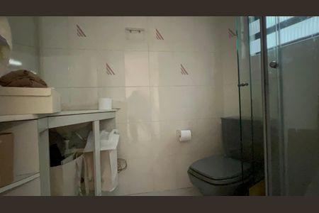 Casa à venda com 300m², 6 quartos e 3 vagas Casa à venda com 300m², 6 quartos e 3 vagasBanheiro da Suíte 3