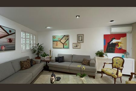 Casa à venda com 300m², 6 quartos e 3 vagas Casa à venda com 300m², 6 quartos e 3 vagasSala 2