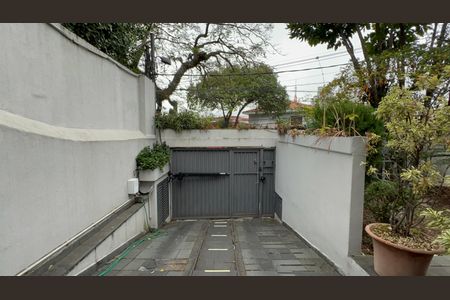 Casa à venda com 300m², 6 quartos e 3 vagas Casa à venda com 300m², 6 quartos e 3 vagasGaragem