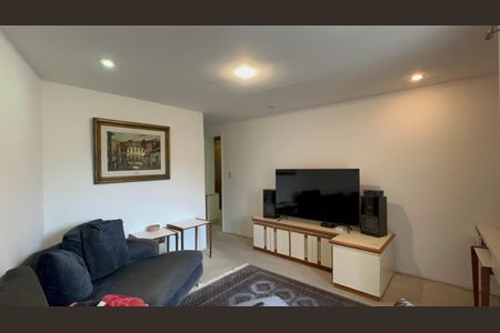 Casa à venda com 300m², 6 quartos e 3 vagas Casa à venda com 300m², 6 quartos e 3 vagasSuíte 3