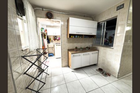 Apartamento à venda com 110m², 3 quartos e 2 vagas Apartamento à venda com 110m², 3 quartos e 2 vagasCozinha