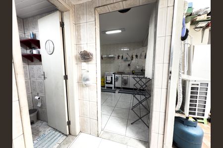 Apartamento à venda com 110m², 3 quartos e 2 vagas Apartamento à venda com 110m², 3 quartos e 2 vagasÁrea de Serviço