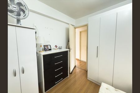 Apartamento à venda com 110m², 3 quartos e 2 vagas Apartamento à venda com 110m², 3 quartos e 2 vagasQuarto 2