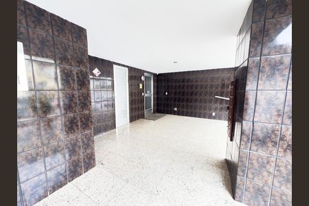 Apartamento à venda com 110m², 3 quartos e 2 vagas Apartamento à venda com 110m², 3 quartos e 2 vagasHall de entrada